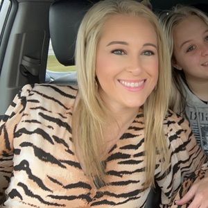 Meet your Posher, Jennifer